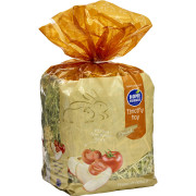 Тимотейско сено с ябълка и домат за зайци и гризачи, 600 гр. - Home Friends Timothy Hay Apple + Tomato